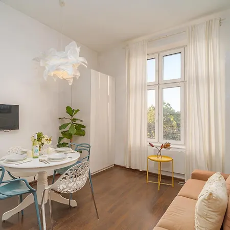 Grzegorzki - Entresol, Location - By Rentujemy Apartment
